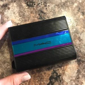 Limited edition MAC Cosmetics pigments & glitter